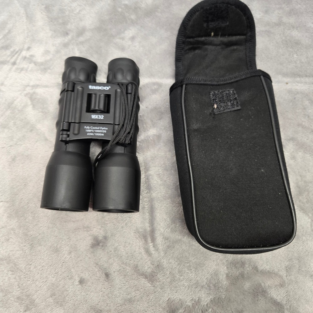Tasco Essentials 16x32 Binoculars Black Compact Fully Coated Optics with Case